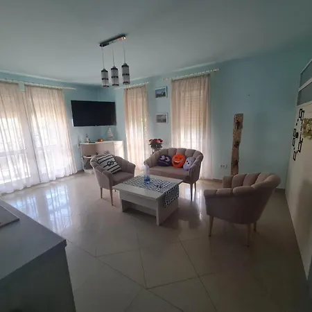 Marina Bay Mamaia-sat Apartamento Năvodari
